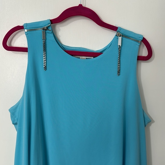 Michael Kors 1X blue tank with silver zipper details - Picture 2 of 15